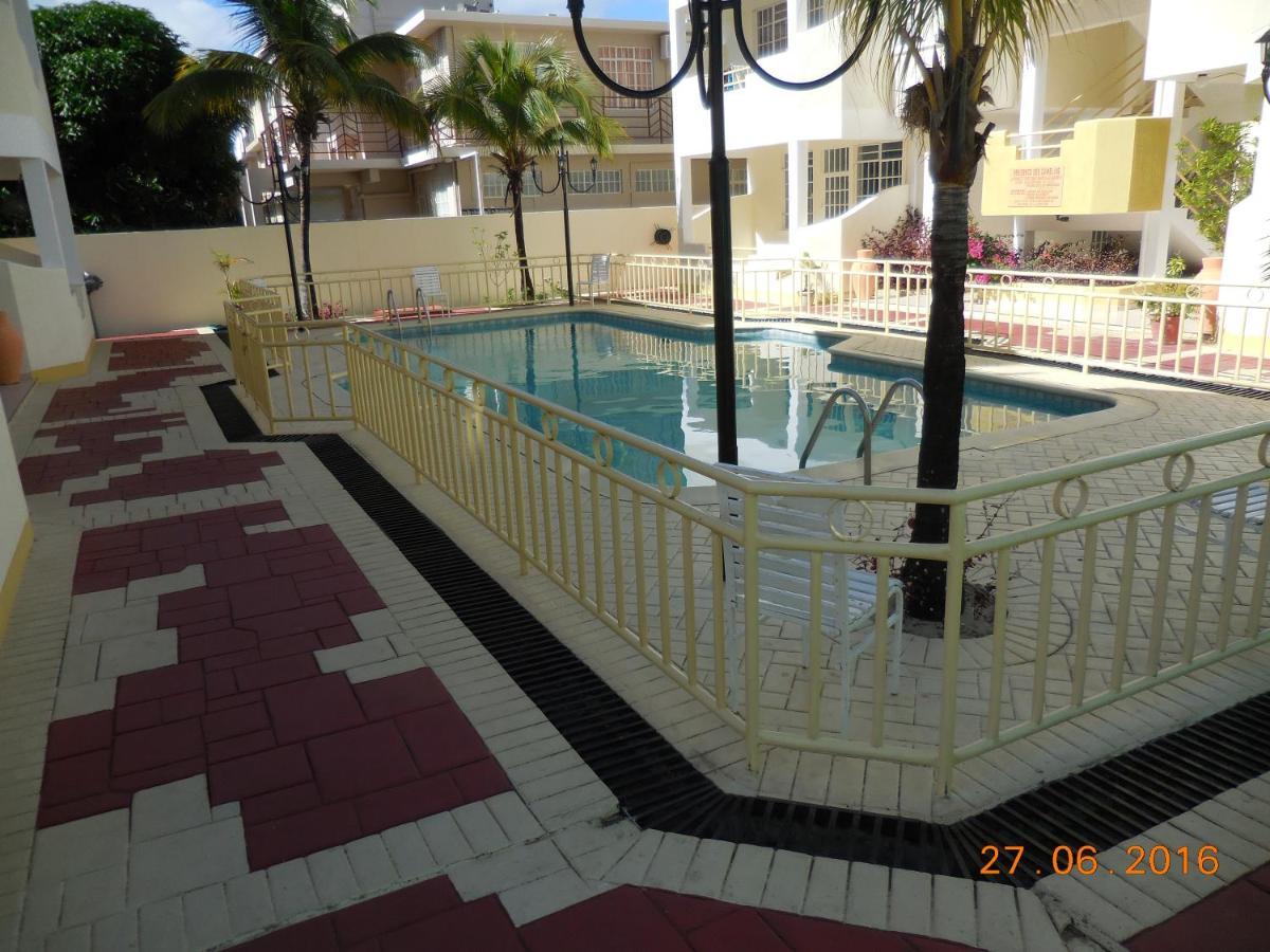 Les Camelias Ground Floor Apartment Flic en Flac Bagian luar foto